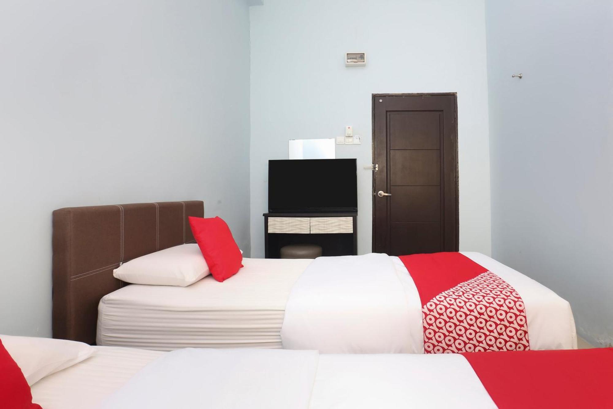 Oyo 90132 Come Inn Premium Κουάλα Τερενγκάνου Εξωτερικό φωτογραφία