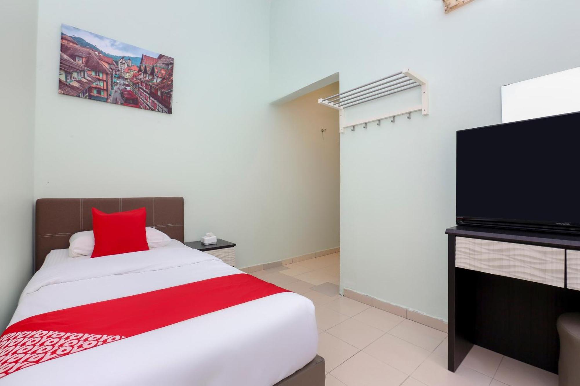 Oyo 90132 Come Inn Premium Κουάλα Τερενγκάνου Εξωτερικό φωτογραφία